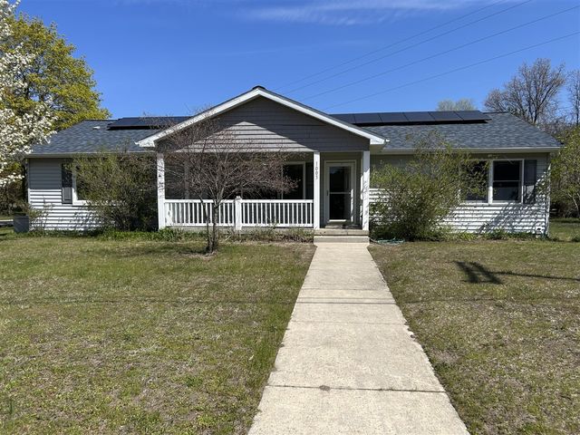 1003 Mitchell Street, Ludington, MI 49431