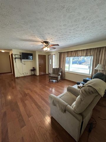 1003 Mitchell Street, Ludington, MI 49431