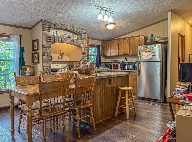 801 MC 5039, Valley Springs, AR 72682