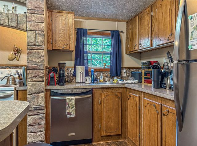 801 MC 5039, Valley Springs, AR 72682