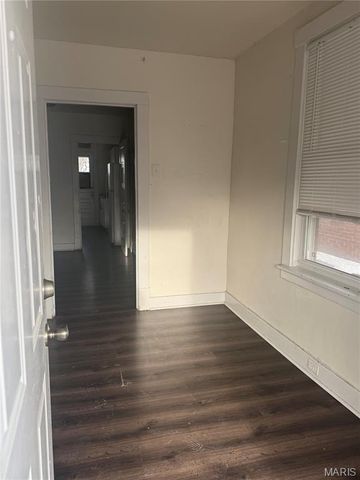 213 Waller Avenue, Lemay, MO 63125