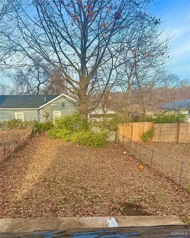 213 Waller Avenue, Lemay, MO 63125