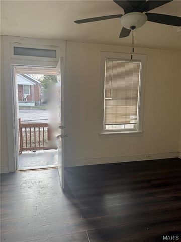 213 Waller Avenue, Lemay, MO 63125