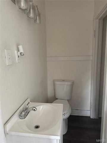 213 Waller Avenue, Lemay, MO 63125