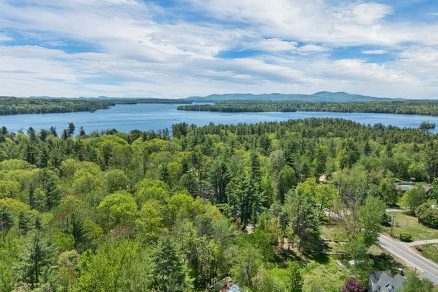 521 Governor Wentworth Highway, Tuftonboro, NH 03850