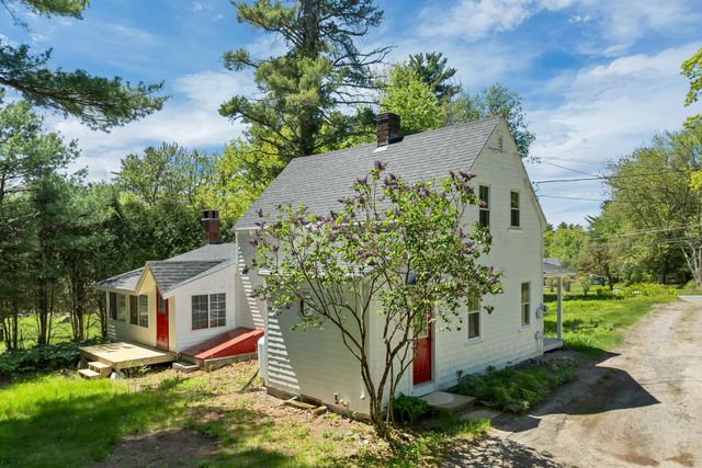 521 Governor Wentworth Highway, Tuftonboro, NH 03850