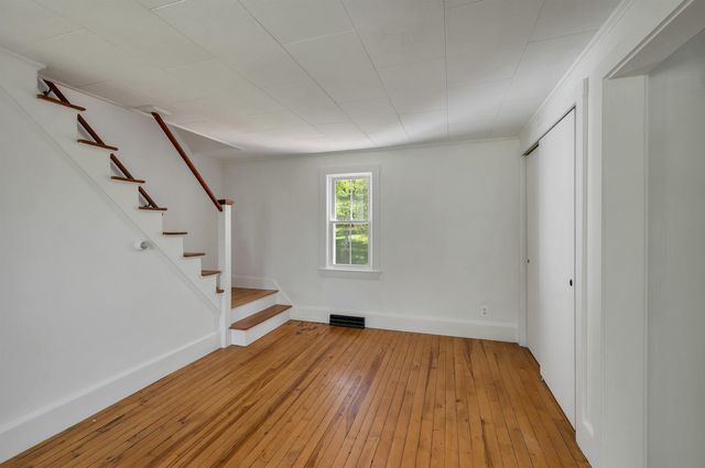 521 Governor Wentworth Highway, Tuftonboro, NH 03850