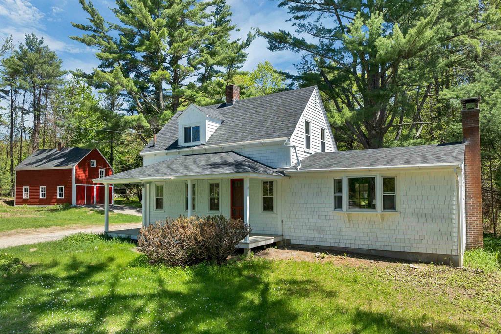 521 Governor Wentworth Highway, Tuftonboro, NH 03850