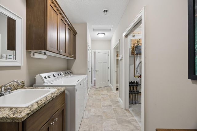 407 Paradise Drive SE, Saint Michael, MN 55376