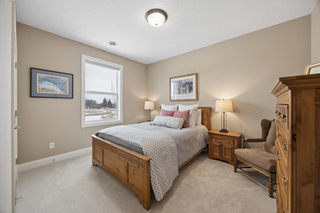 407 Paradise Drive SE, Saint Michael, MN 55376