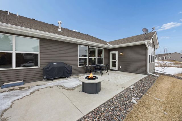 407 Paradise Drive SE, Saint Michael, MN 55376