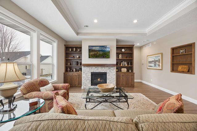 407 Paradise Drive SE, Saint Michael, MN 55376