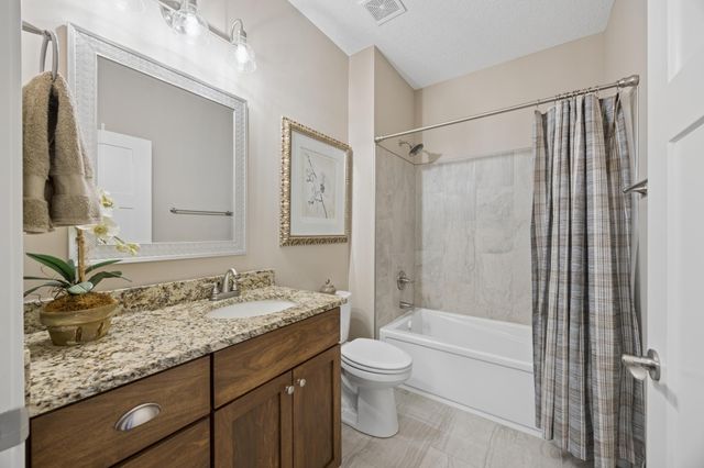 407 Paradise Drive SE, Saint Michael, MN 55376