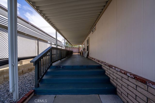 2200 W Wilson 122, Banning, CA 92220