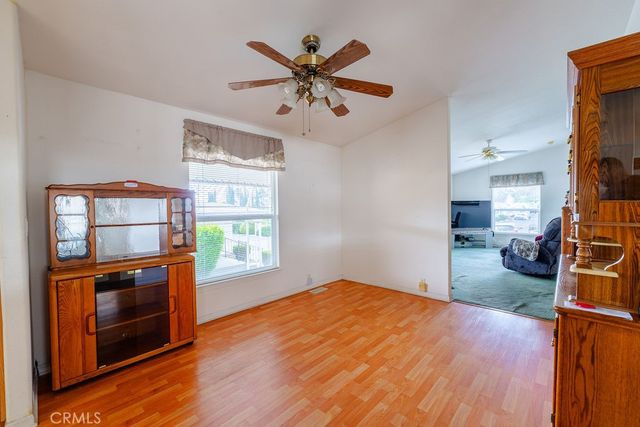 2200 W Wilson 122, Banning, CA 92220