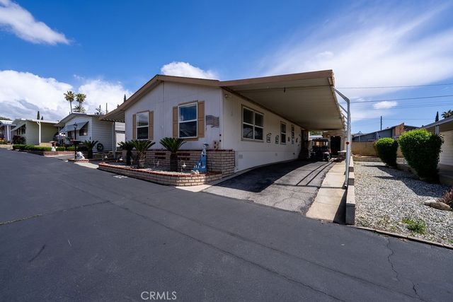 2200 W Wilson 122, Banning, CA 92220