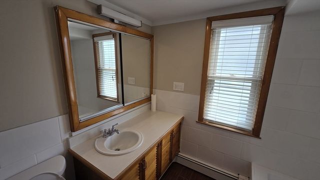 63 Carroll St 2, Chelsea, MA 02150