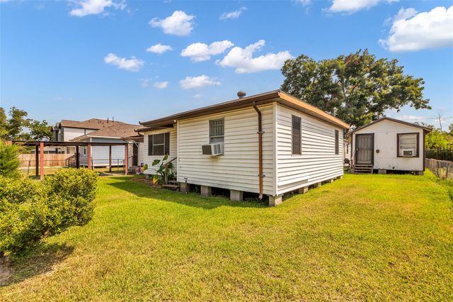 6814 Covington Drive, Houston, TX 77091