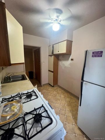 8719 204th Street A41, Hollis, NY 11427