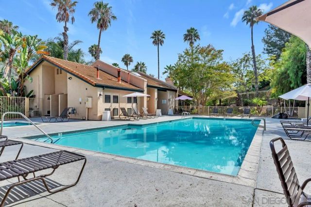 11235 Avenida De Los Lobos C, San Diego, CA 92128