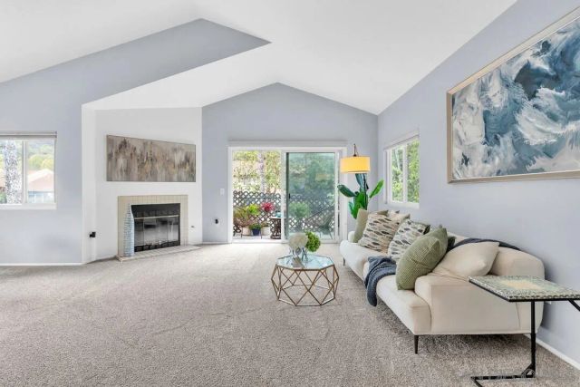 11235 Avenida De Los Lobos C, San Diego, CA 92128