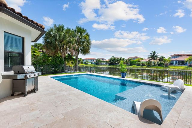 8099 NW 115th Way, Parkland, FL 33076