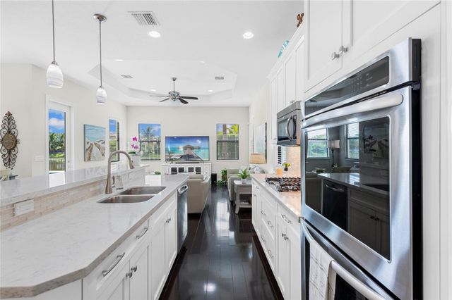 8099 NW 115th Way, Parkland, FL 33076