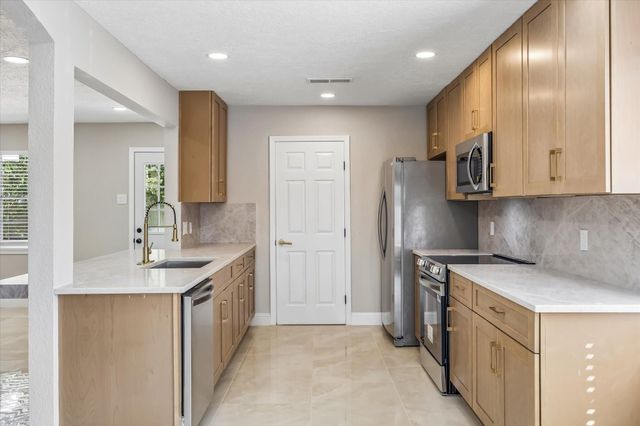 11027 Sagehill Drive, Houston, TX 77089