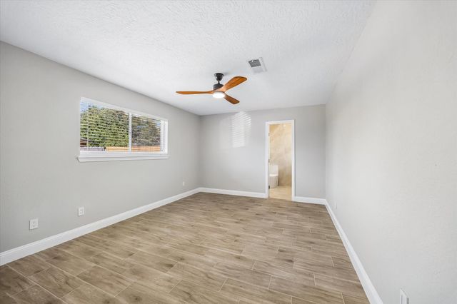 11027 Sagehill Drive, Houston, TX 77089