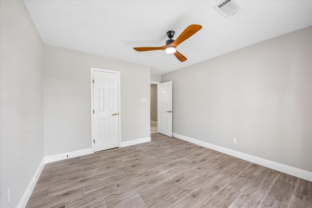 11027 Sagehill Drive, Houston, TX 77089