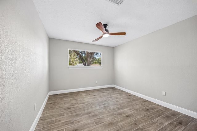 11027 Sagehill Drive, Houston, TX 77089