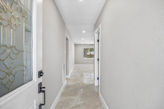 11027 Sagehill Drive, Houston, TX 77089