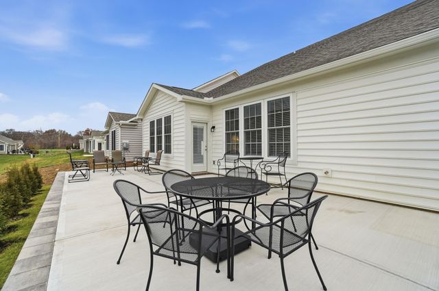 6393 Callaway Square E, New Albany, OH 43054
