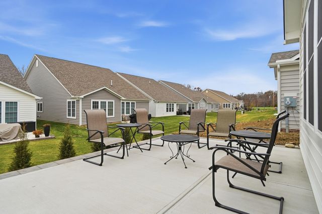6393 Callaway Square E, New Albany, OH 43054