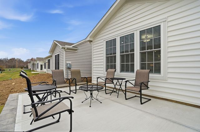 6393 Callaway Square E, New Albany, OH 43054