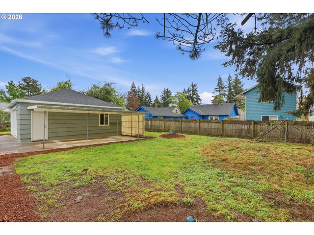 11514 Se ALDER St, Portland, OR 97216