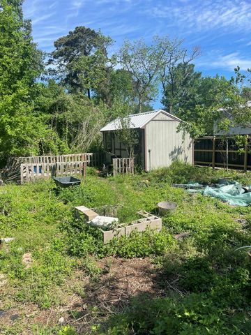 15627 S Brentwood Street, Channelview, TX 77530