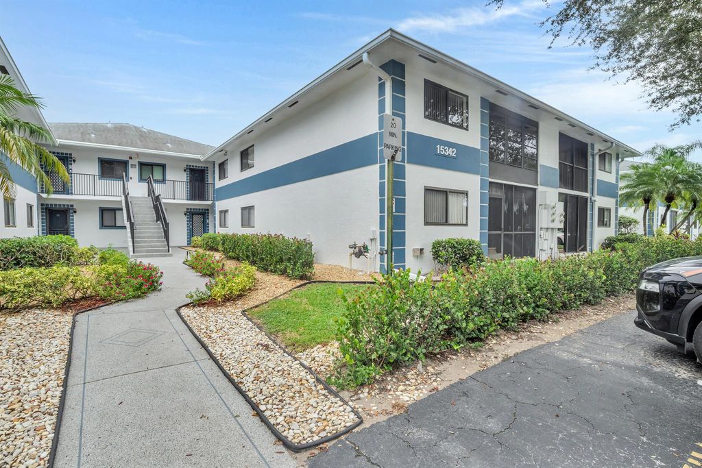 15342 Lakes Of Delray Boulevard 105, Delray Beach, FL 33484