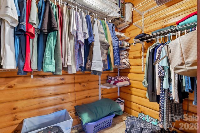 542 Allen Mountain Lane, Spruce Pine, NC 28777