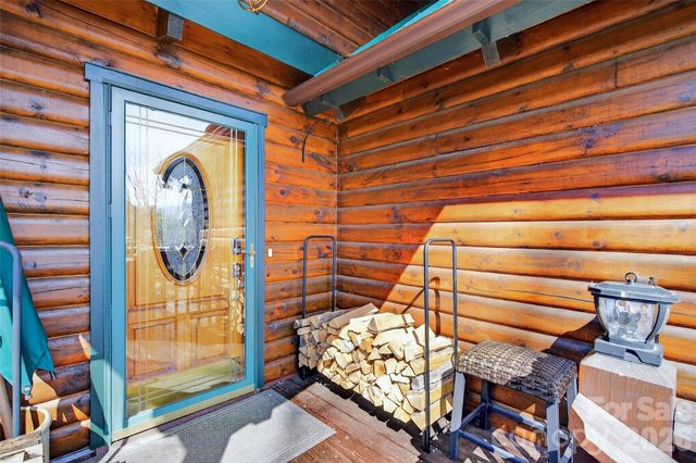 542 Allen Mountain Lane, Spruce Pine, NC 28777