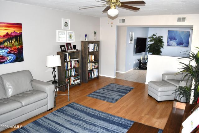 10729 W BELMONT Avenue, Glendale, AZ 85307