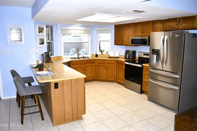 10729 W BELMONT Avenue, Glendale, AZ 85307