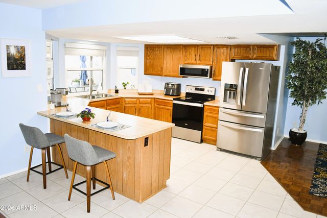 10729 W BELMONT Avenue, Glendale, AZ 85307