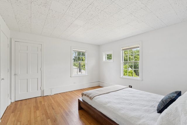 60 Ridge Road, Barrington Hills, IL 60010