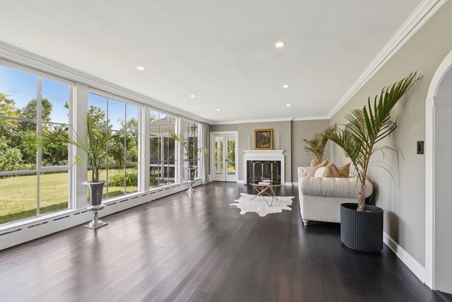 60 Ridge Road, Barrington Hills, IL 60010