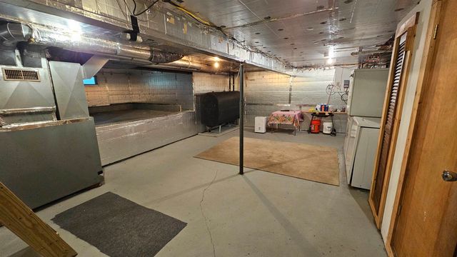 787 Vermont Route 30, Newfane, VT 05345