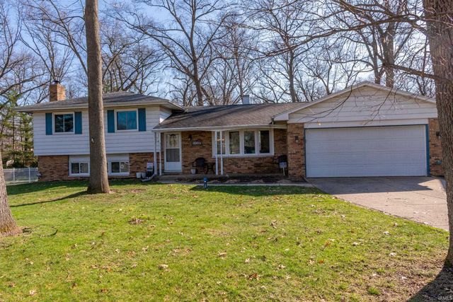 53160 Placid Drive, South Bend, IN 46637