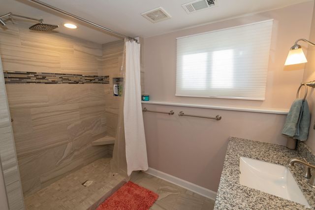 53160 Placid Drive, South Bend, IN 46637