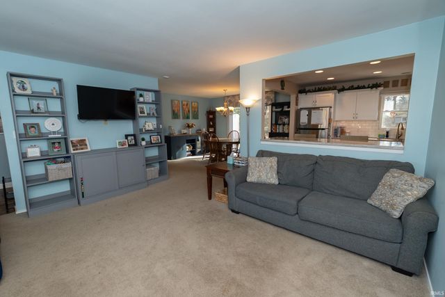 53160 Placid Drive, South Bend, IN 46637