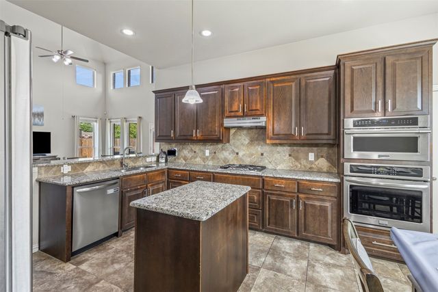 1725 Sagewood Drive, Desoto, TX 75115